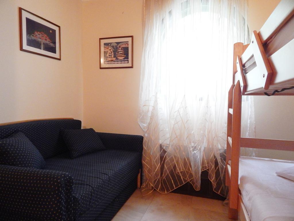 Garni Hotel Vila Aleksandar تْشيرسيك نوفي المظهر الخارجي الصورة